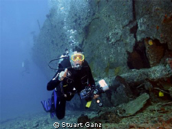 Diver on the Mahi by Stuart Ganz 